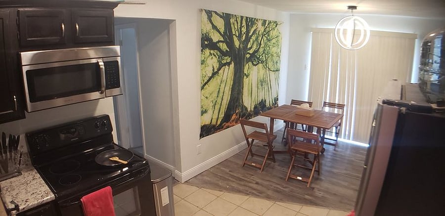 Furnished Finder property 733698_1 photo 3