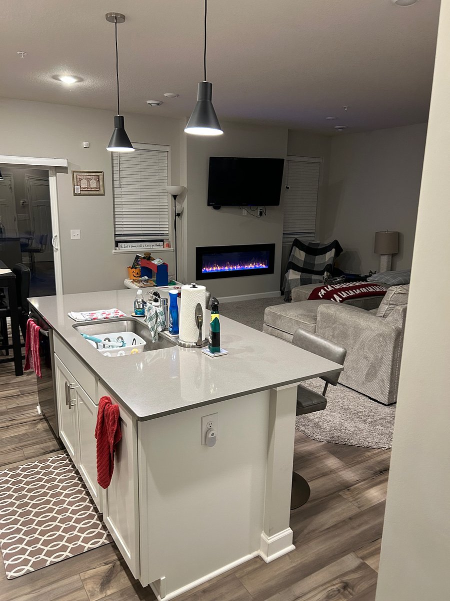 Furnished Finder property 733706_2 photo 8