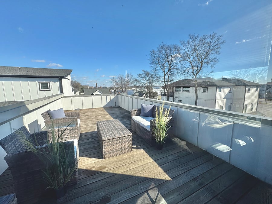 Third Floor Deck