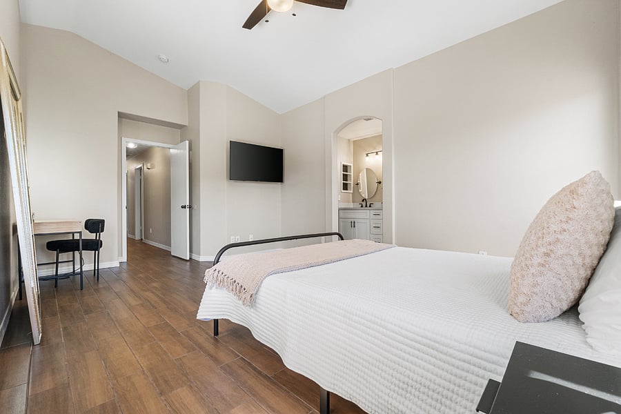 Furnished Finder property 733771_1 photo 10