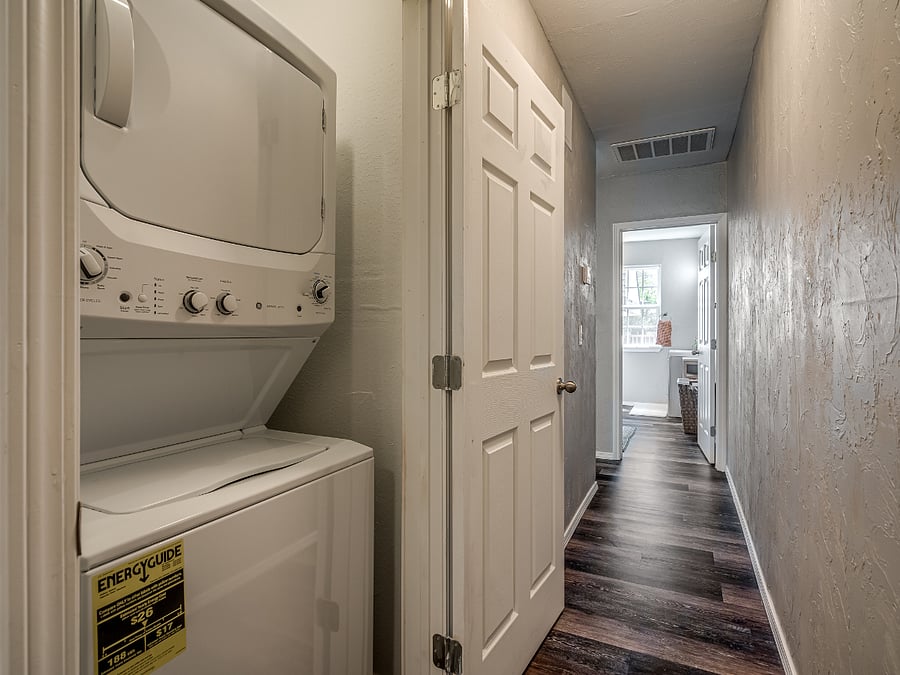 Furnished Finder property 733806_2 photo 9