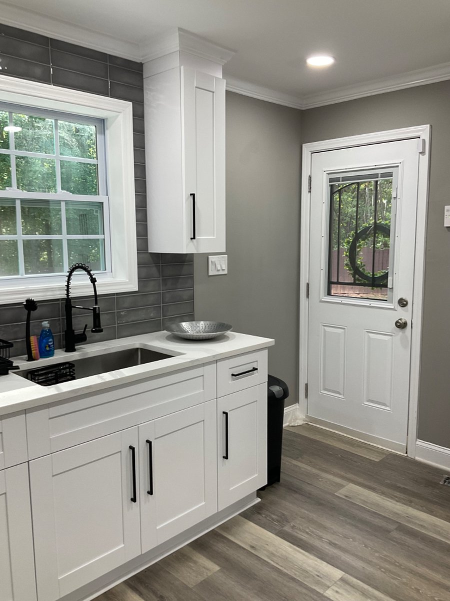 Modern kitchen