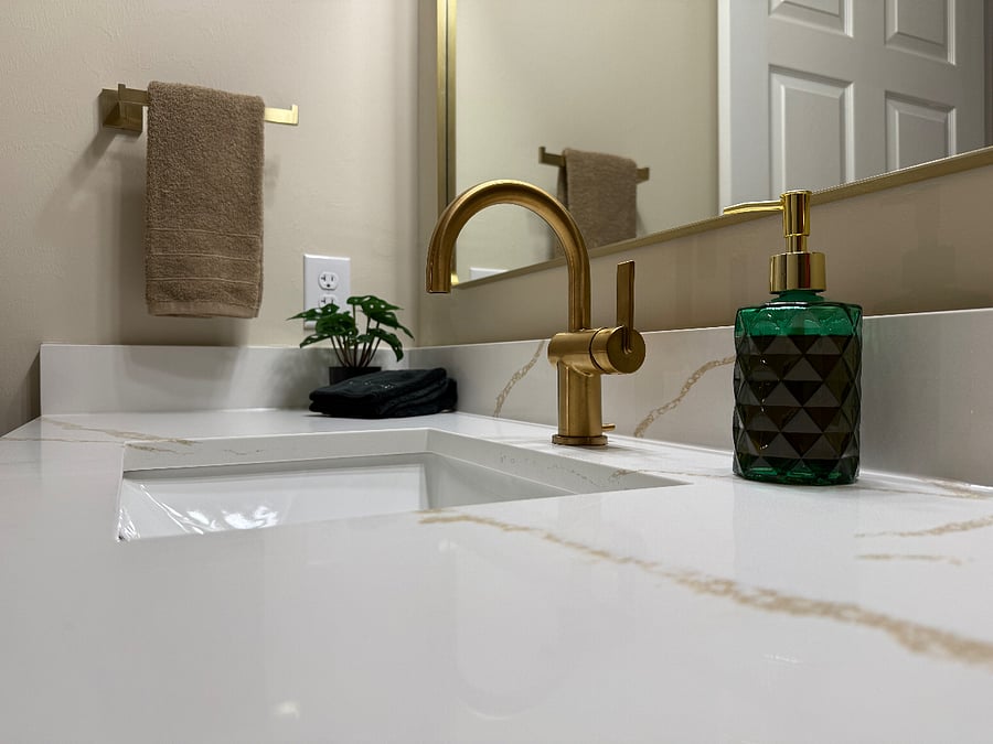 Bedroom #1 - en-suite bathroom
