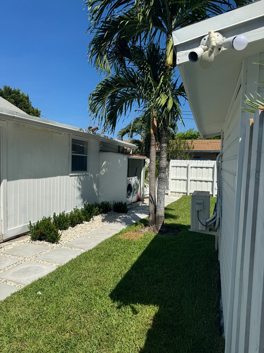 Furnished Finder property 733929_1 photo 25