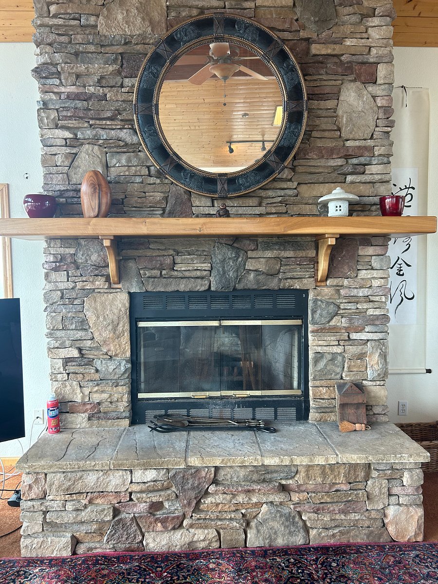 Floor to ceiling fireplace