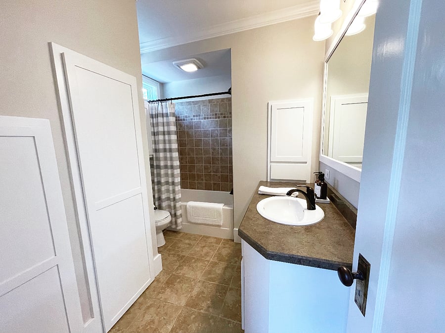 Furnished Finder property 734000_1 photo 5