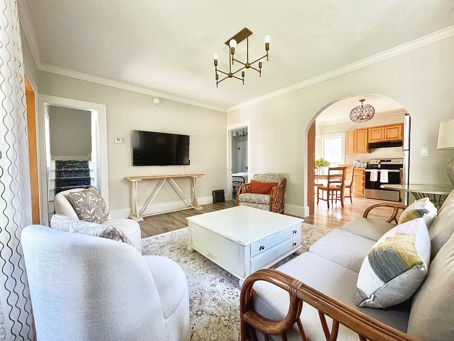 Furnished Finder property 734000_1 photo 1