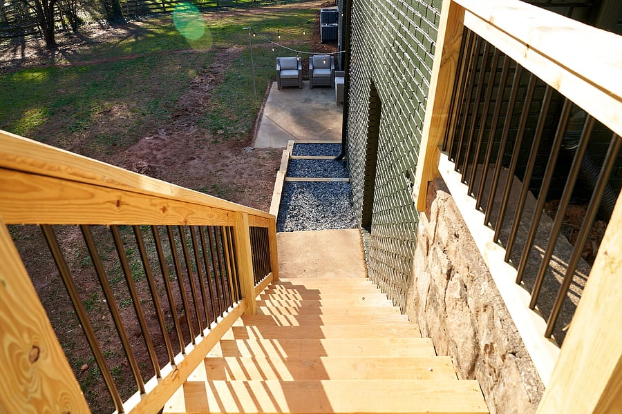Walk way leading to the apartment