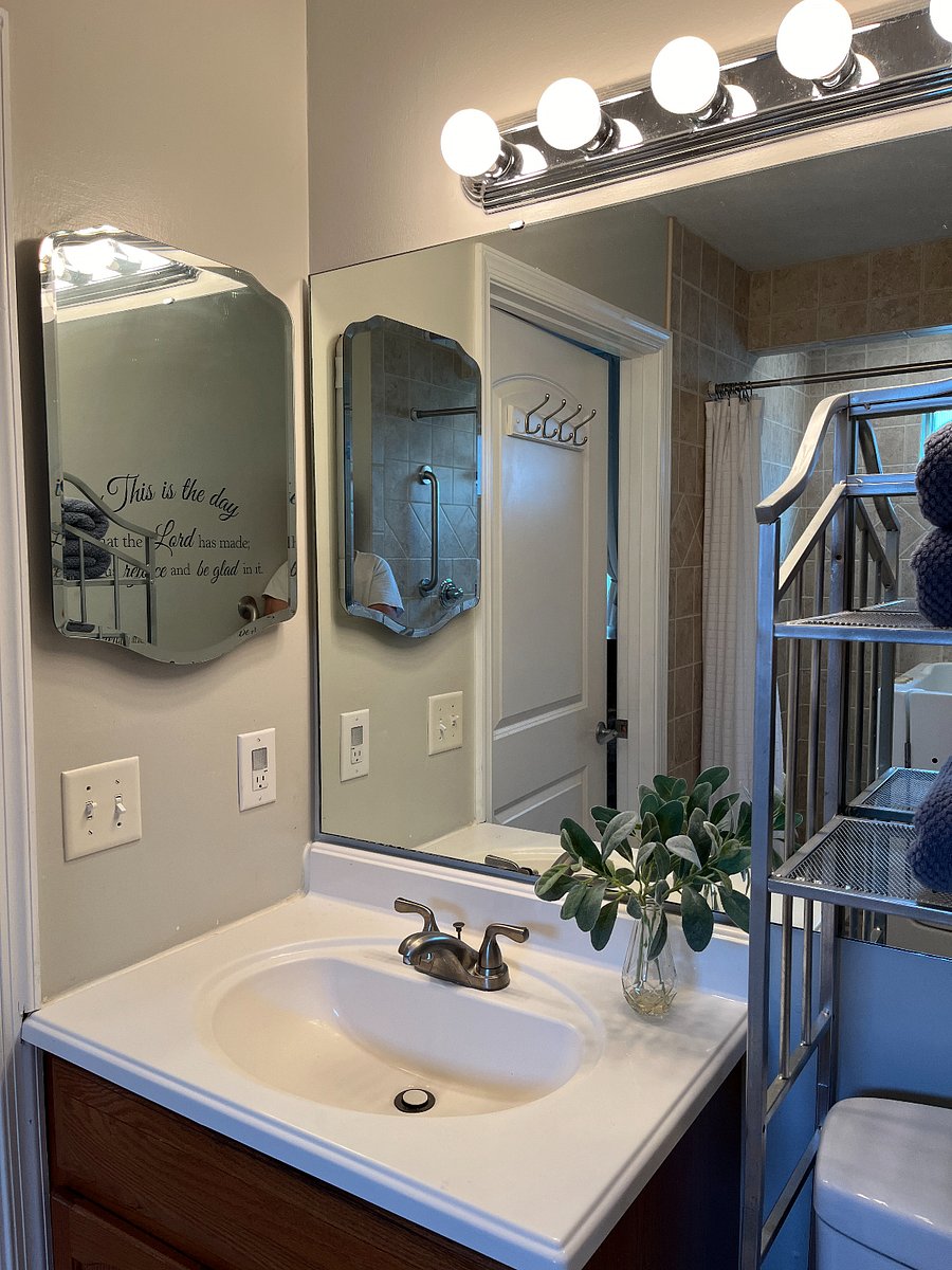 Furnished Finder property 734132_1 photo 26