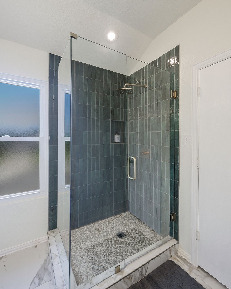 Master Bathroom Rain Shower 