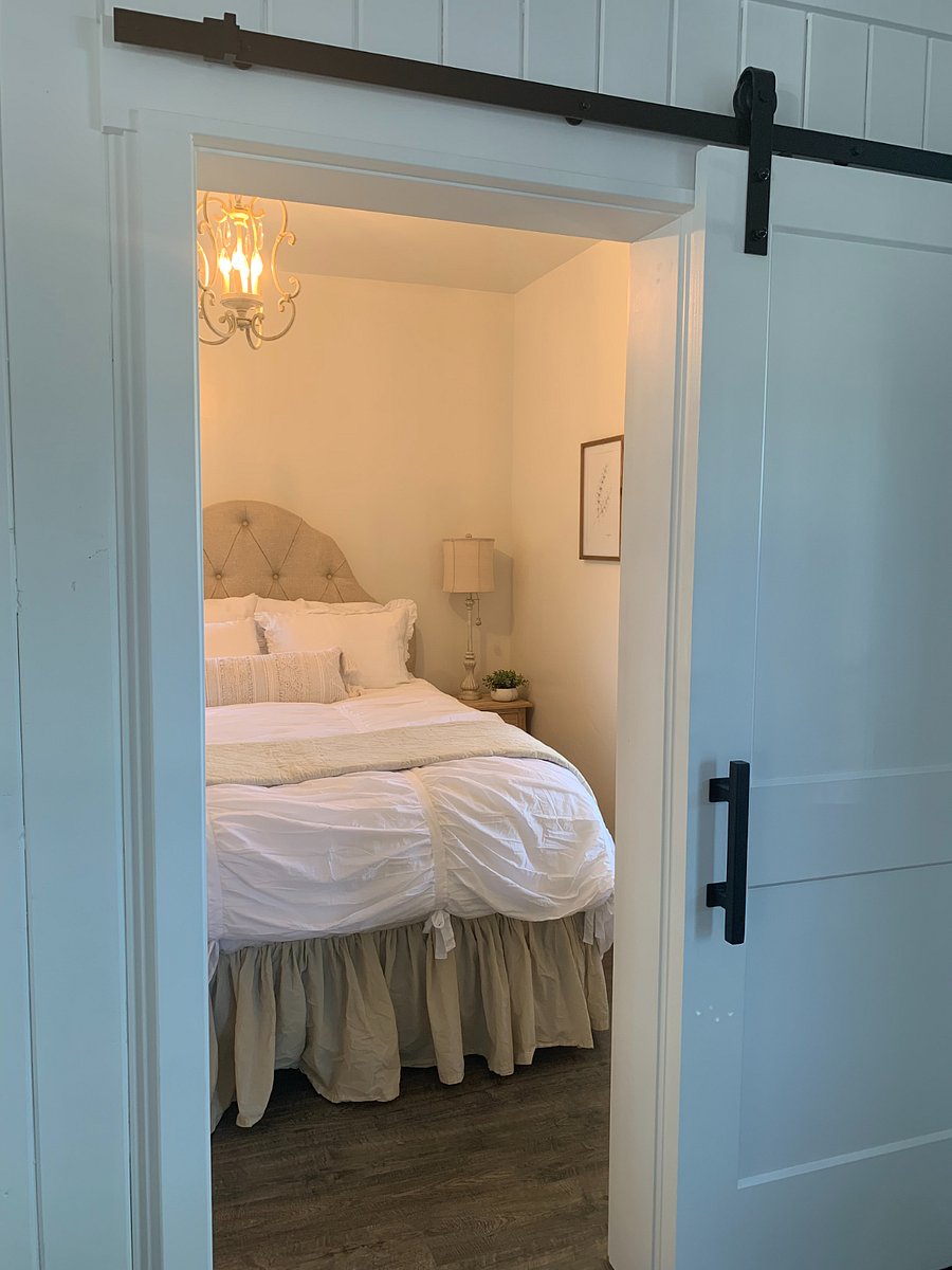Downstairs bedroom