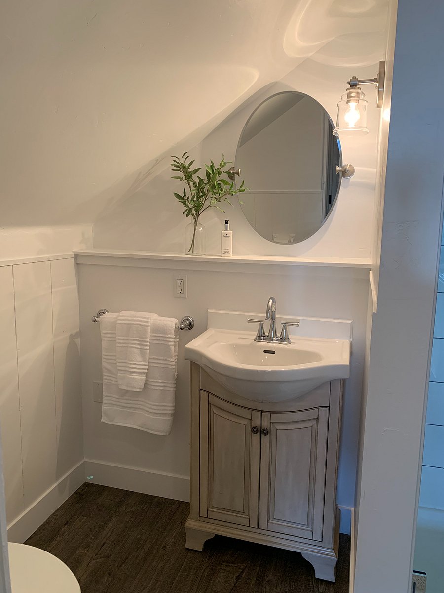 Upstairs Vanity