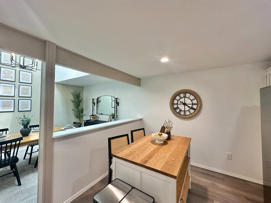 Kitchen island with stools.