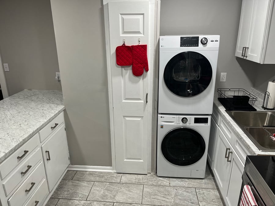Furnished Finder property 734230_1 photo 9