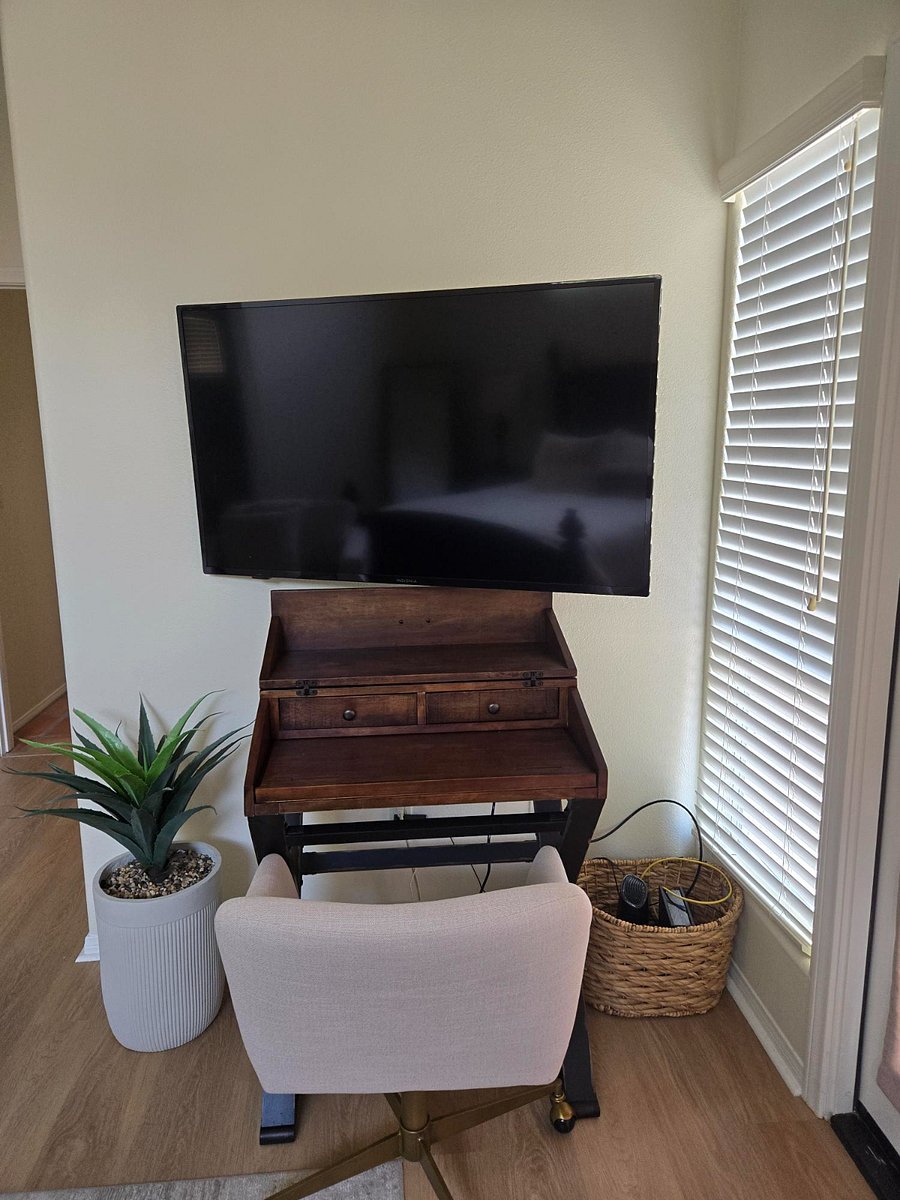 Furnished Finder property 734256_1 photo 22