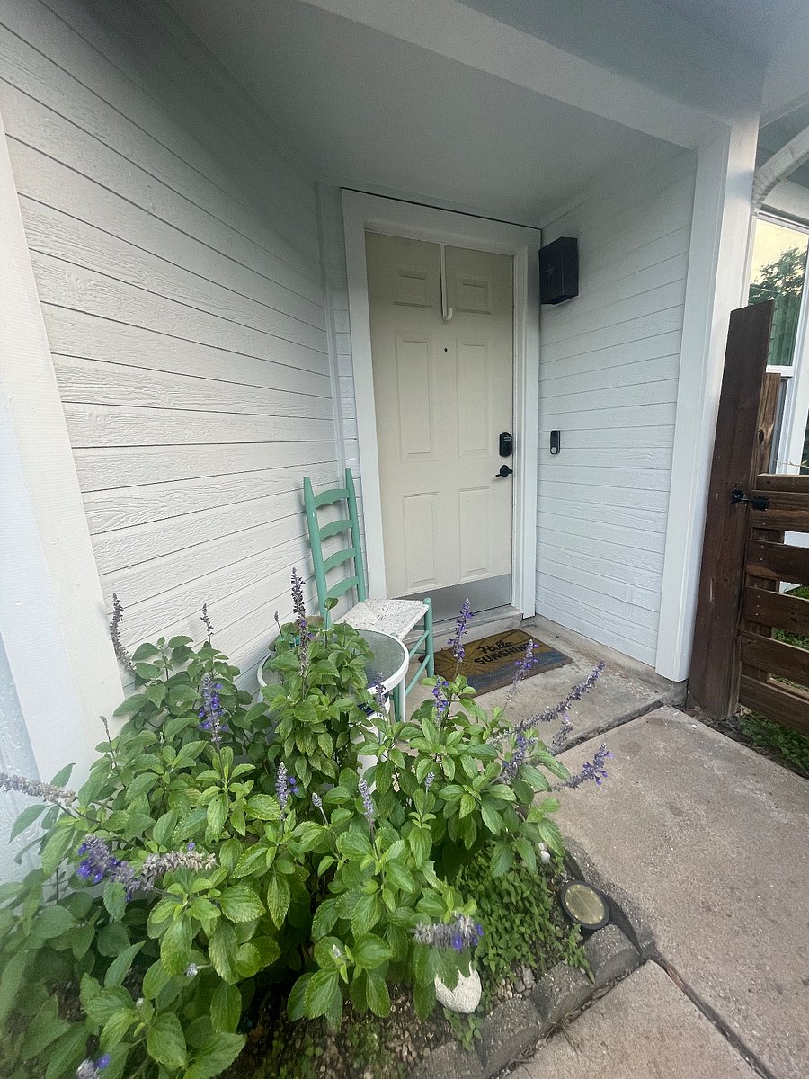 Furnished Finder property 734296_1 photo 24
