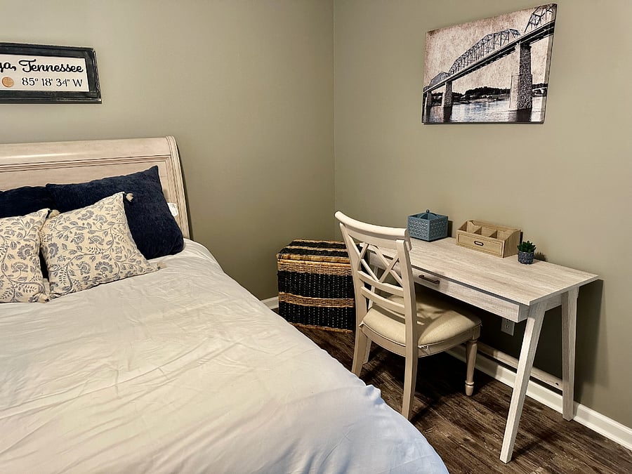 Furnished Finder property 734300_1 photo 11