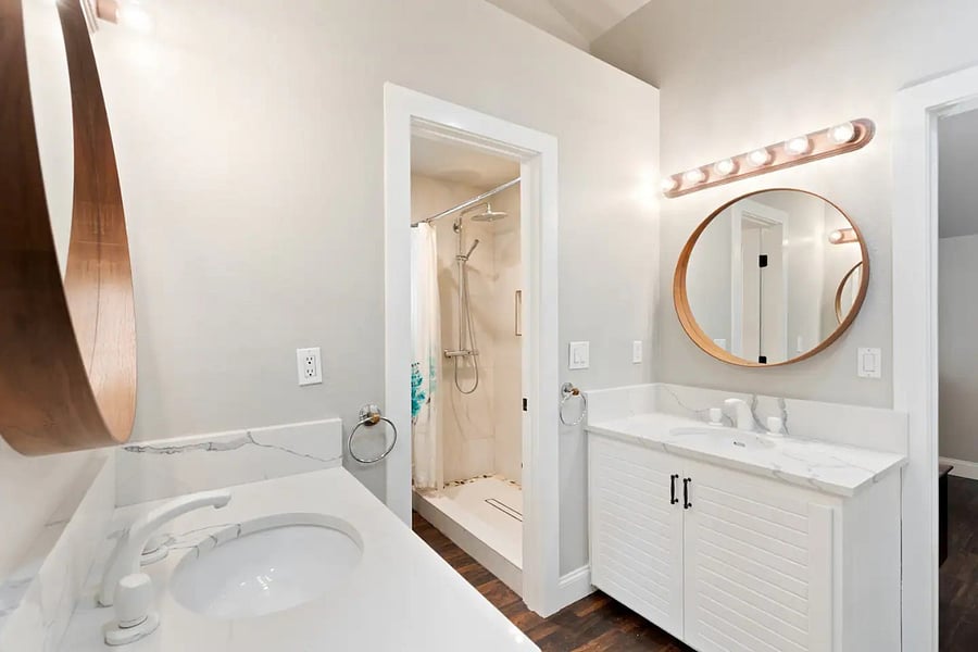 Upstairs Guest Bathroom