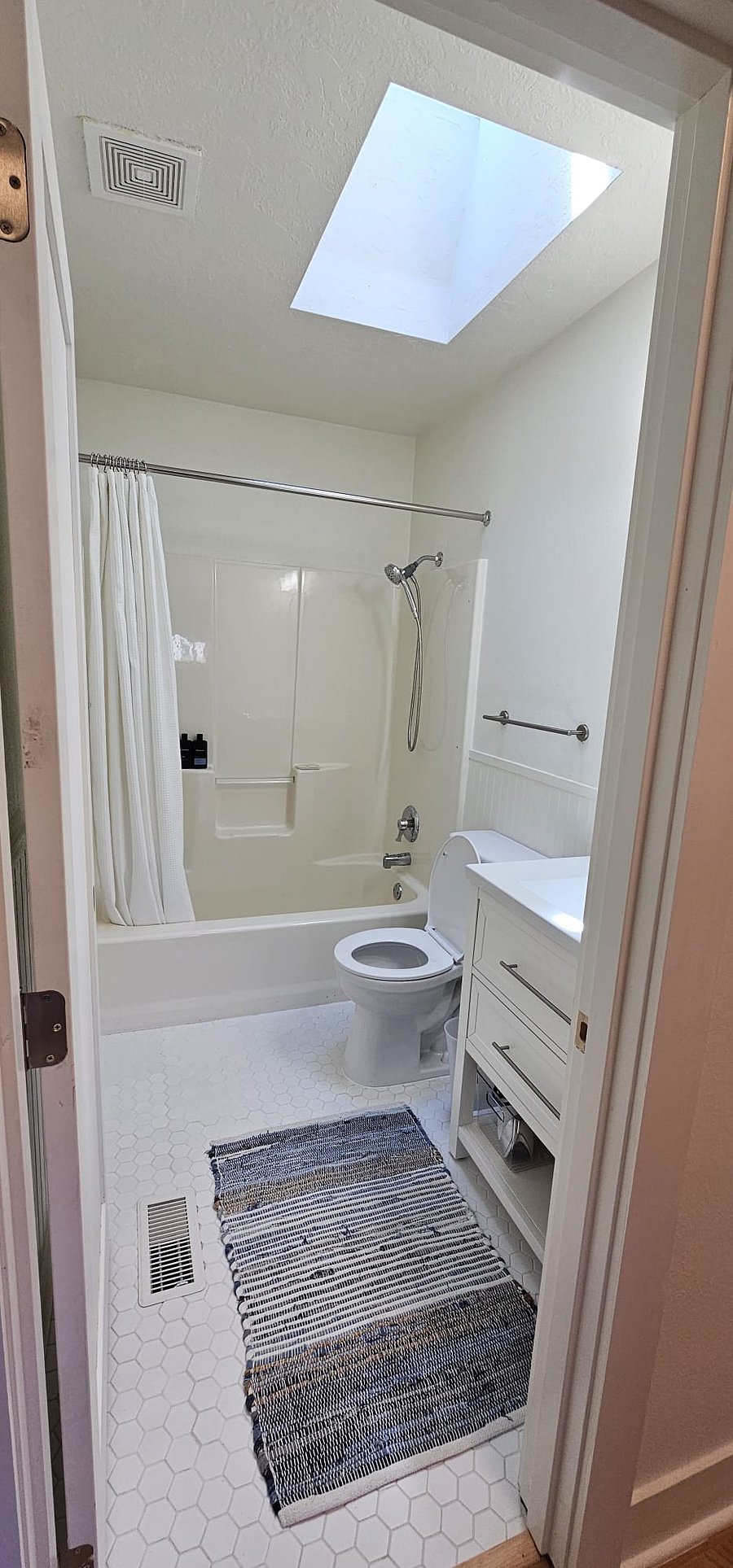 Furnished Finder property 734410_1 photo 12