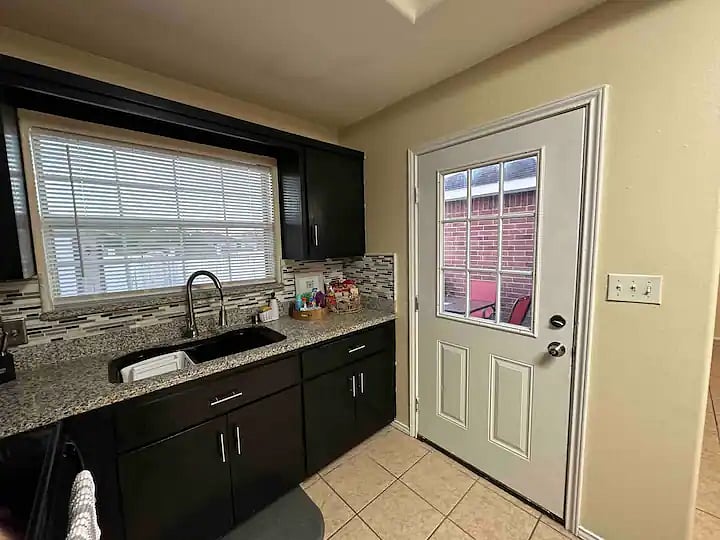 Furnished Finder property 734504_1 photo 7