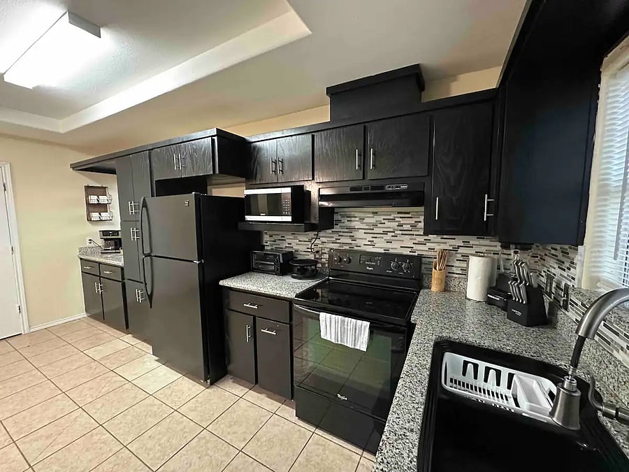 Furnished Finder property 734504_1 photo 9