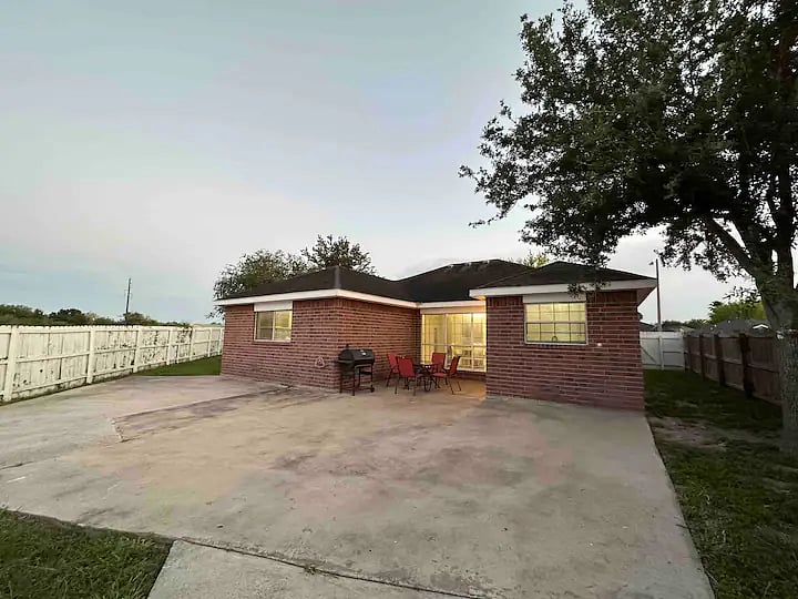 Furnished Finder property 734504_1 photo 31