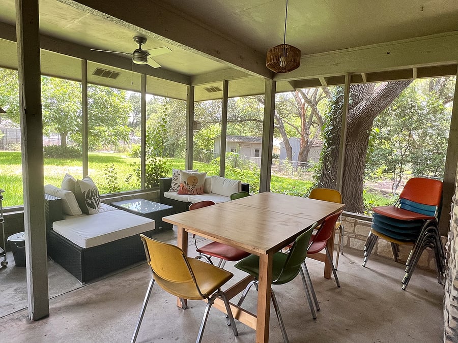 Outdoor screened patio with fans, dinning for 6-8, grill & lounge area.