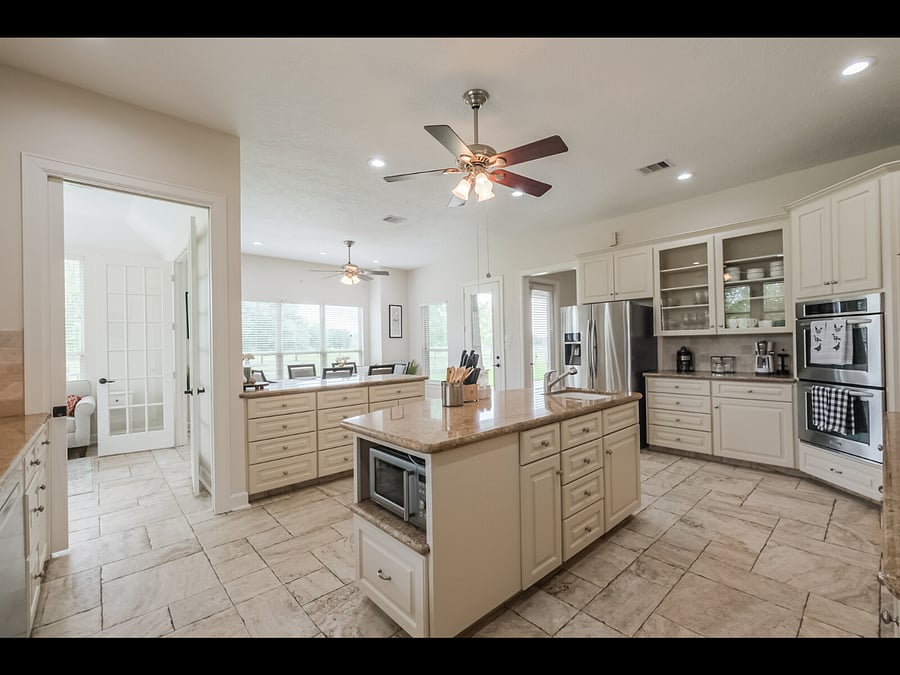 Furnished Finder property 734619_1 photo 16