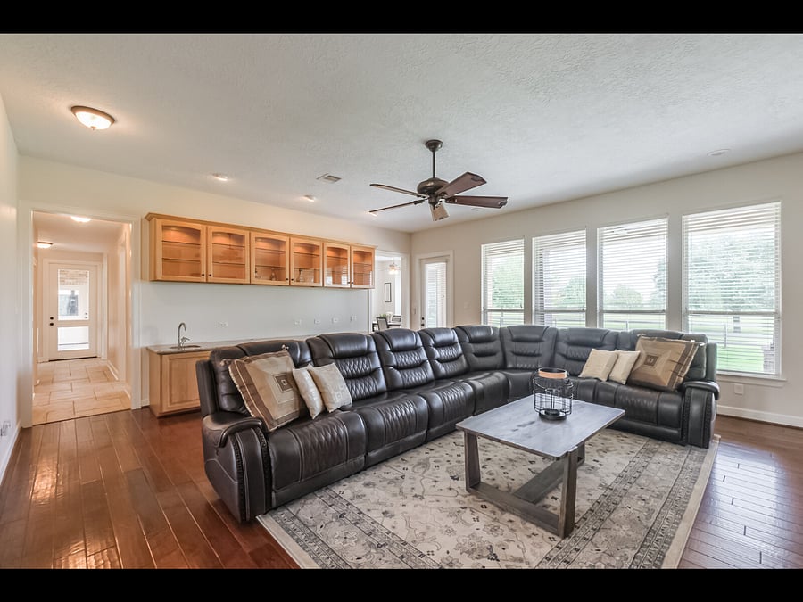 Furnished Finder property 734619_1 photo 32