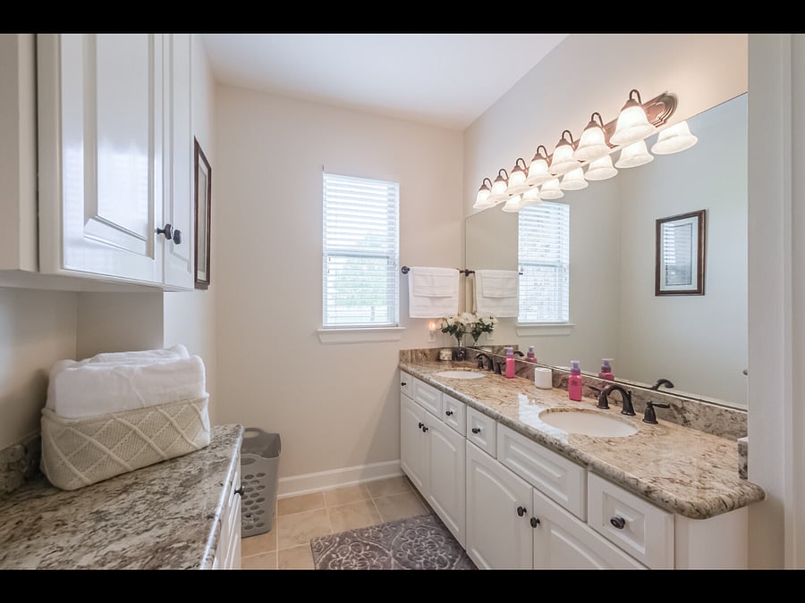 Furnished Finder property 734619_1 photo 33