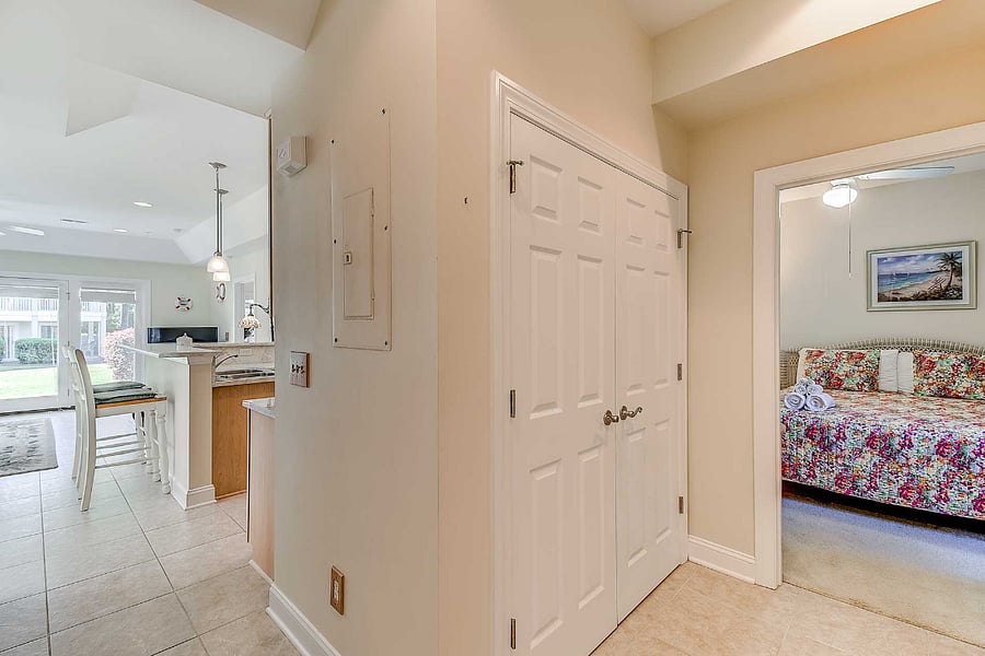 Furnished Finder property 734650_1 photo 2