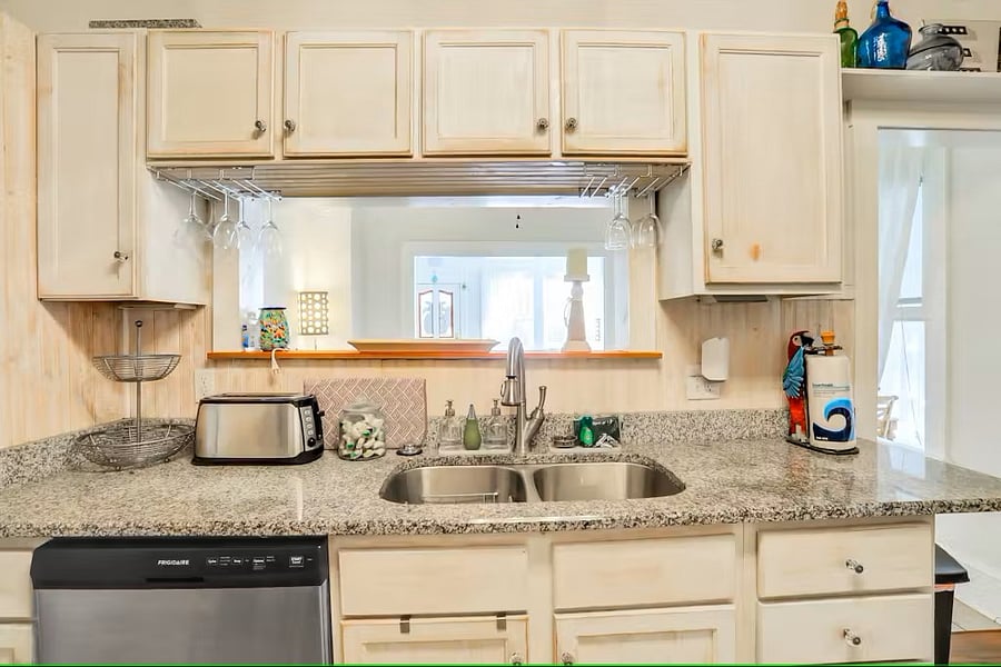 Furnished Finder property 734675_1 photo 11