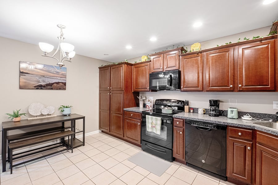 Furnished Finder property 734716_2 photo 10
