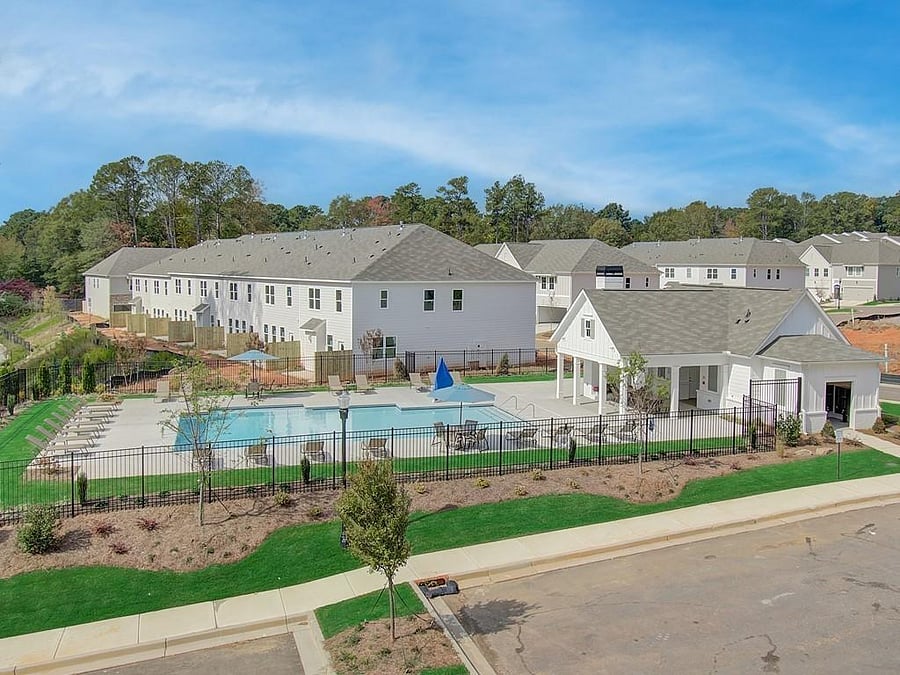 Pool and cabana area.
