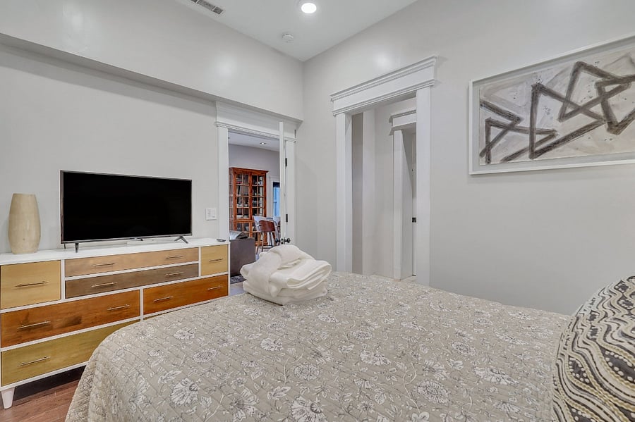 Queen Bedroom