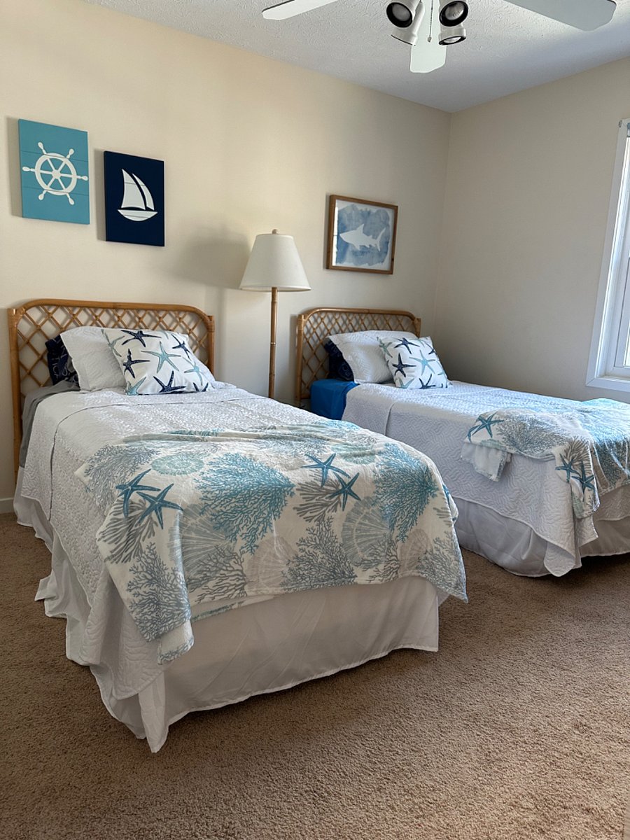 4th Twin bedroom