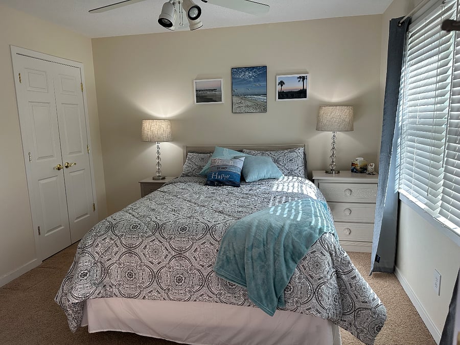 3rd Queen bedroom