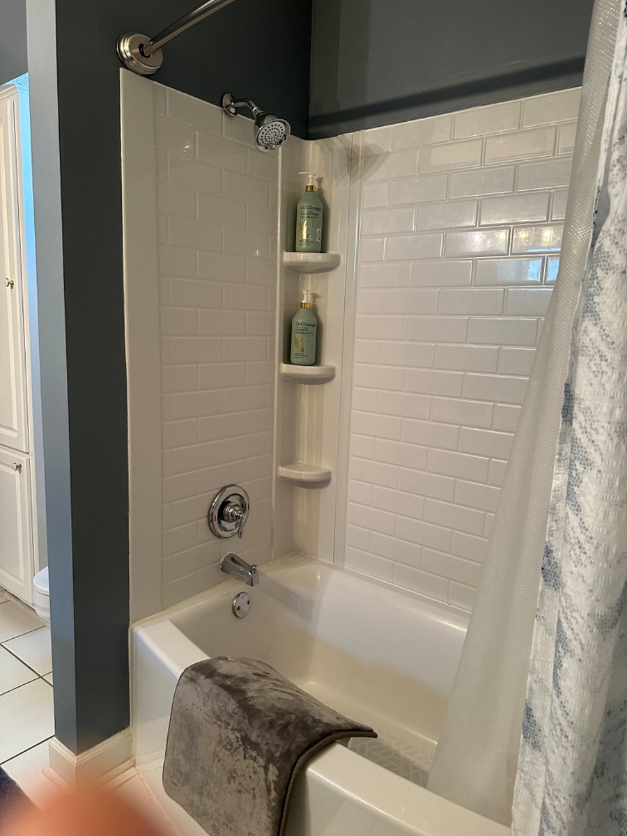 Jack & Jill bathroom