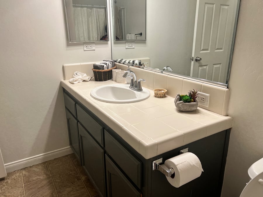 Guess bathroom 