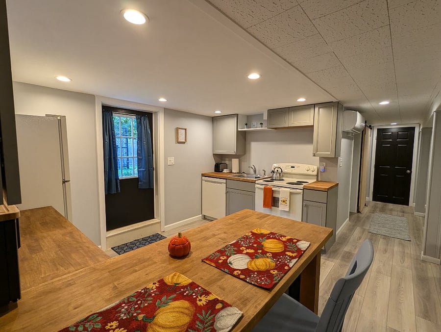 Furnished Finder property 734954_1 photo 1
