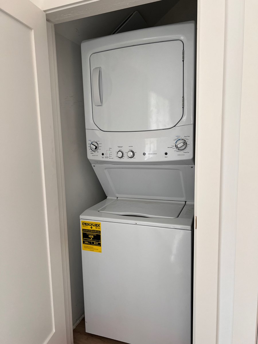 Upstairs laundry unit
