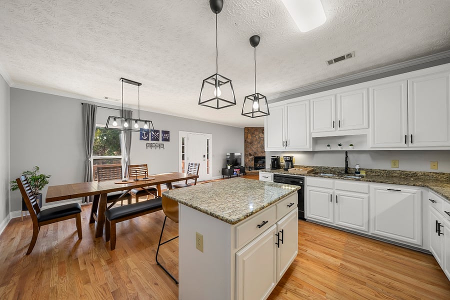 Furnished Finder property 735043_1 photo 8