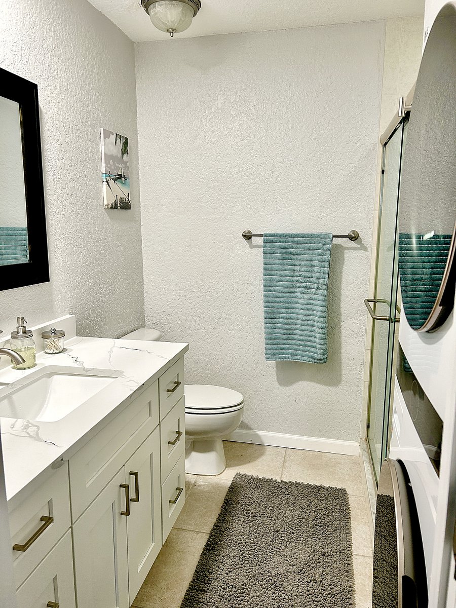 Primary Bath with Shower and W/D