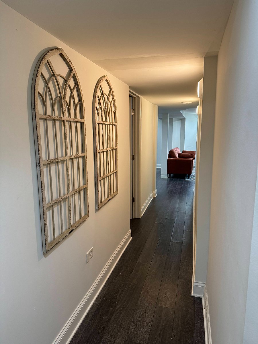 Hallway joining bedrooms to living area