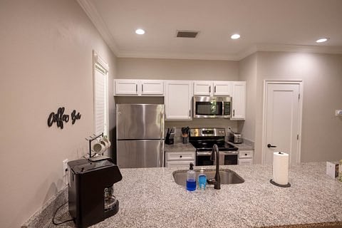 Furnished Finder property 735079_1 photo 7