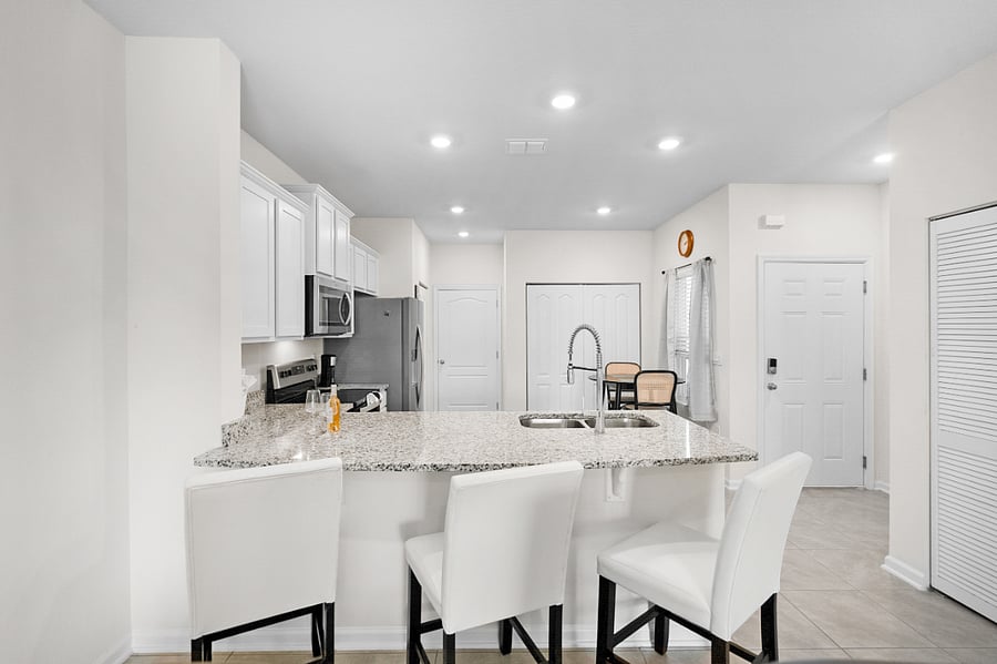 Furnished Finder property 735099_2 photo 9