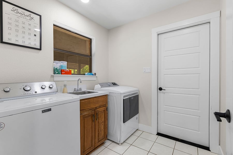 Furnished Finder property 735117_1 photo 12