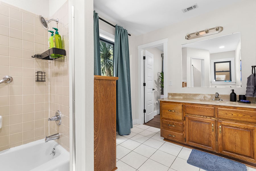 Furnished Finder property 735117_1 photo 21