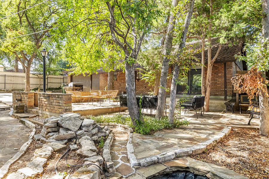 Furnished Finder property 735117_1 photo 24