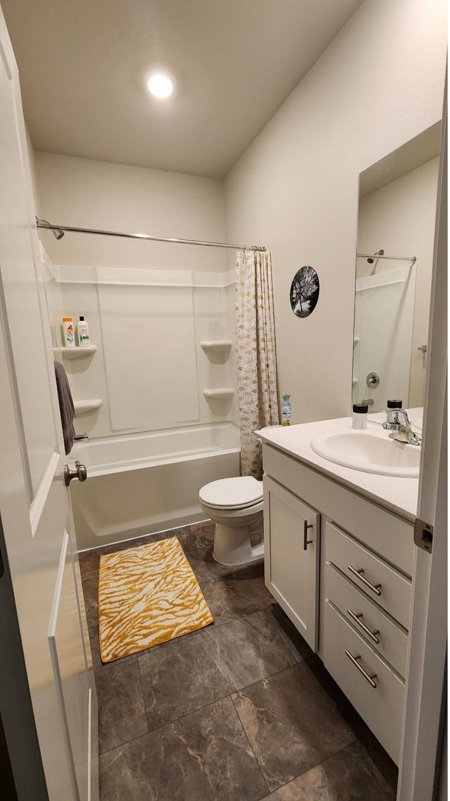 Furnished Finder property 735119_1 photo 22